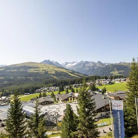 Vakantiehuis Edelweisshaus 10 *